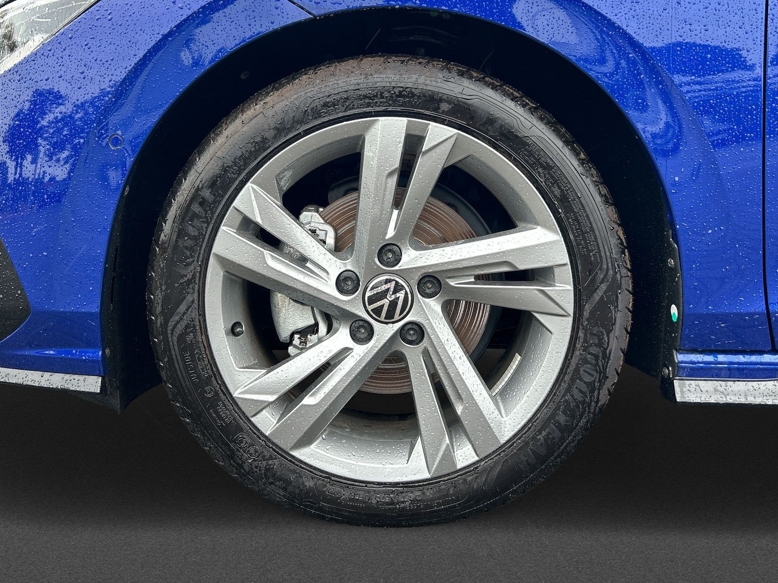 Golf R-Line 1,5 l eTSI (150PS) DSG+LED+PDC+Klima
