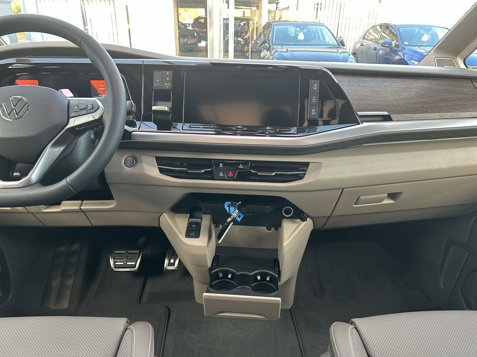 Multivan Style 2.0TDI Autom.+LED+Head-up+Keyless