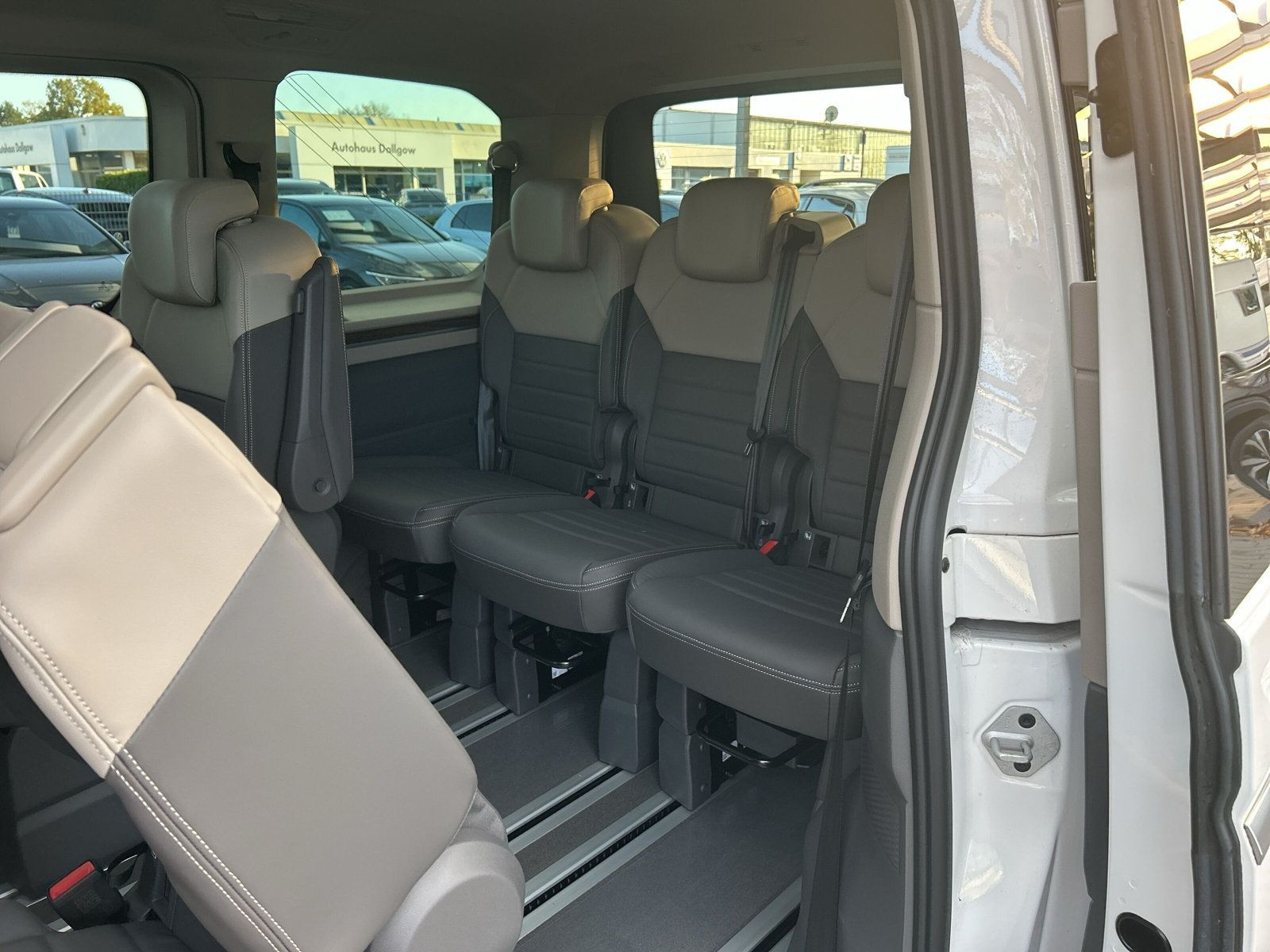 Multivan Style 2.0TDI Autom.+LED+Head-up+Keyless