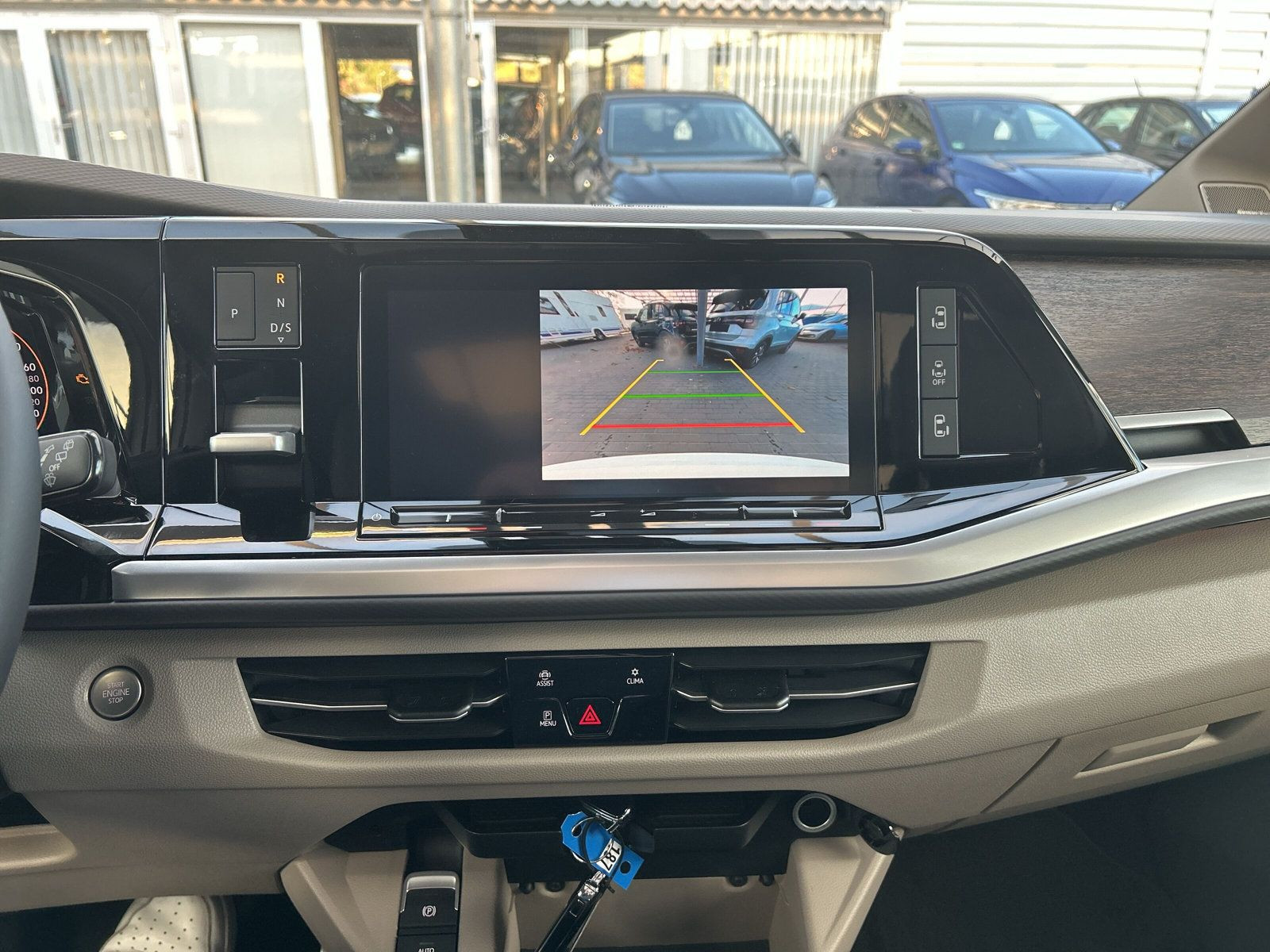 Multivan Style 2.0TDI Autom.+LED+Head-up+Keyless