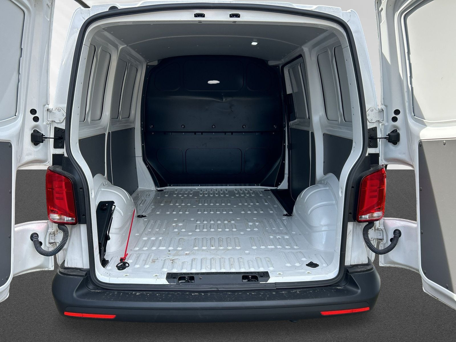 T6.1 Kasten KR 2.0TDI 5-Gang+Klima+Bluetooth+ BC