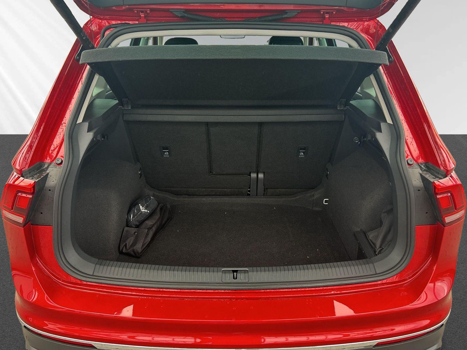 Tiguan Active 2.0TDI Sitzhz.hinten LED+ Winterp.