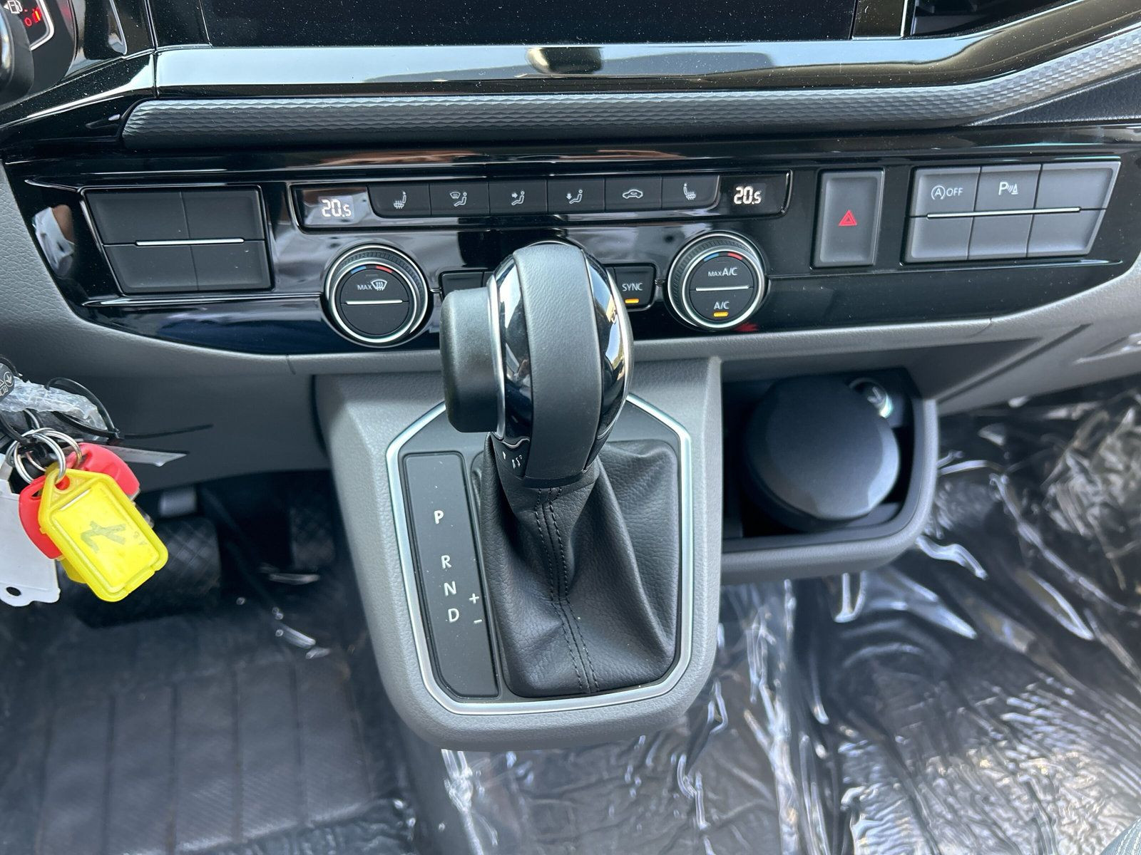 T6.1 California Ocean 2.0TDI+4MOTION DSG+LED+Nav