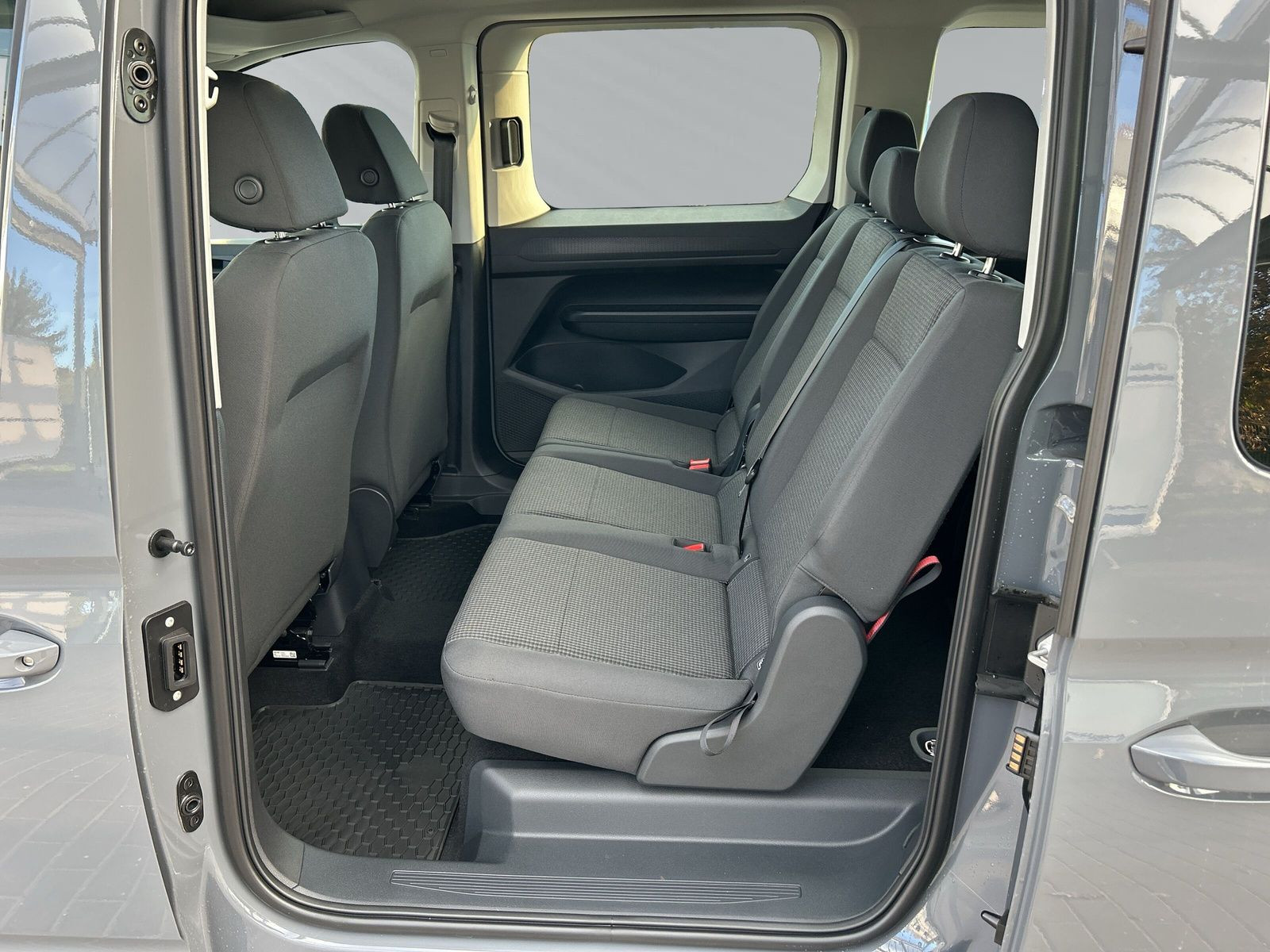 Caddy Maxi 7-Sitzer 2,0 TDI TOP Ausst UVP: 39990