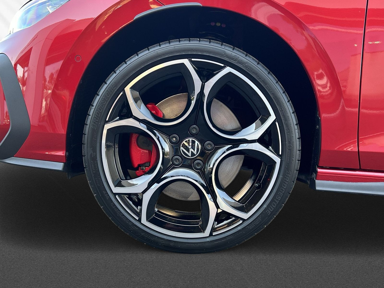 Golf GTI 2,0l TSI OPF 195 kW (265 PS) 7- Gang-Doppelkupplungsgetriebe DSG