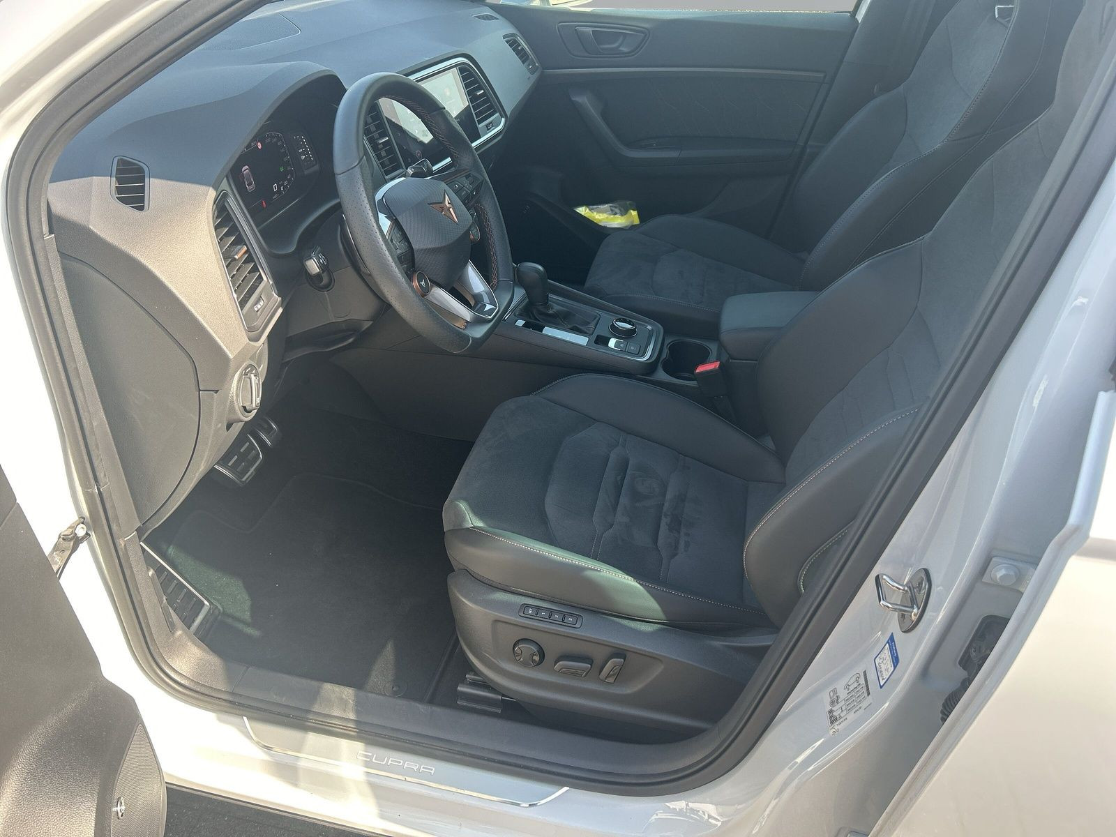 Ateca 2.0 TSI DSG ACC+ RFK+ LED+ Sitzheizung+PDC