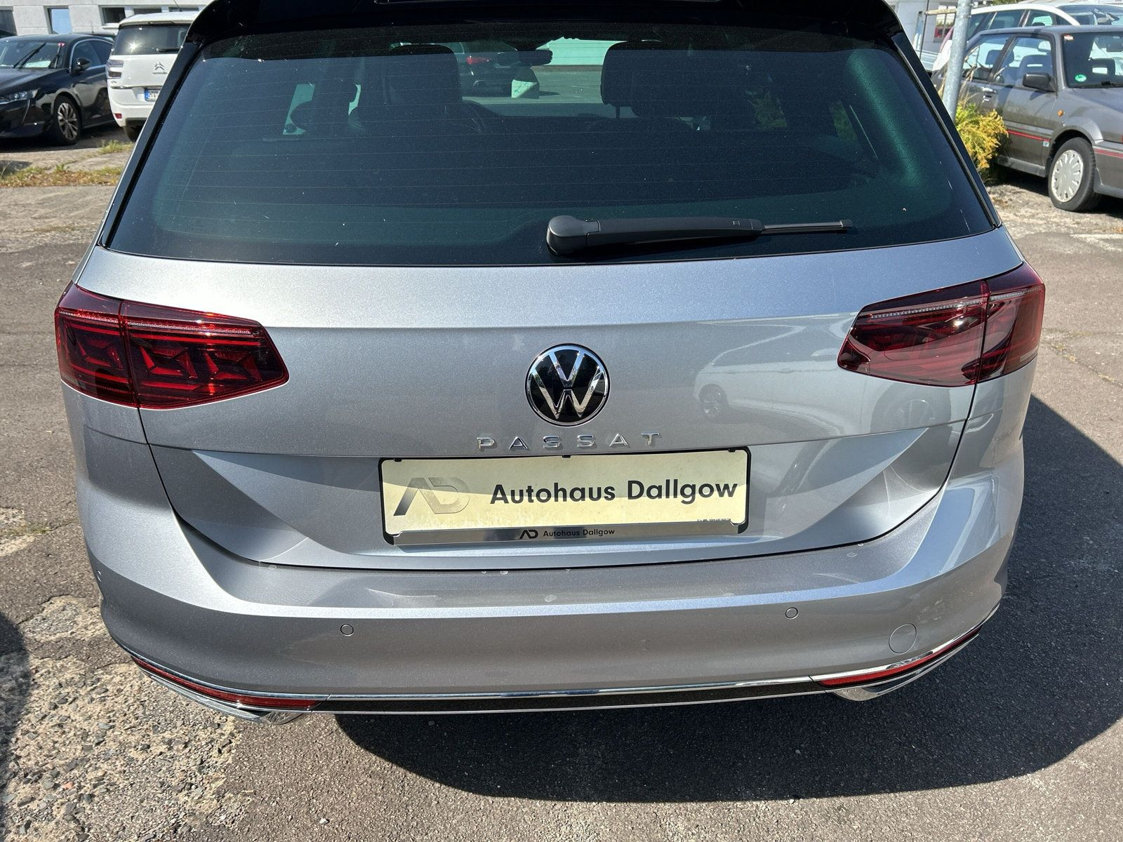Passat Variant Elegance-R-Line-Sportp./Winterräd