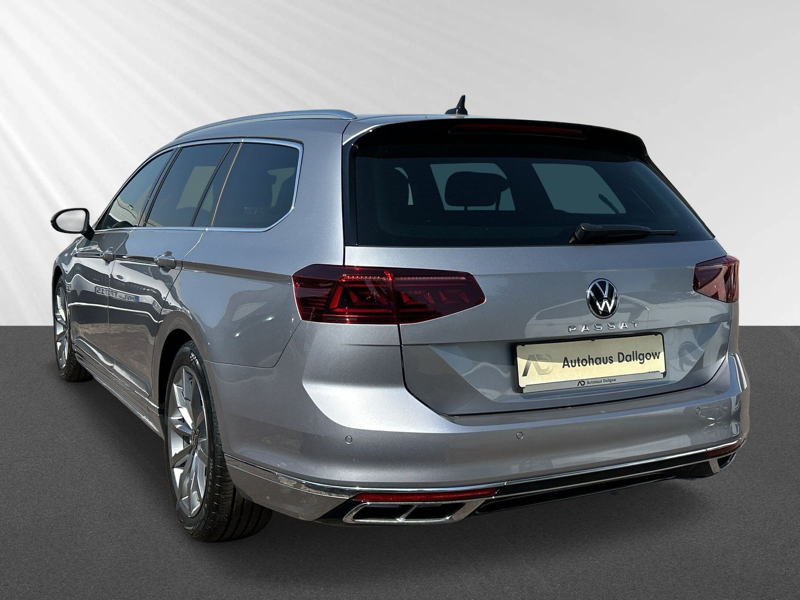 Passat Variant Elegance-R-Line-Sportp./Winterräd