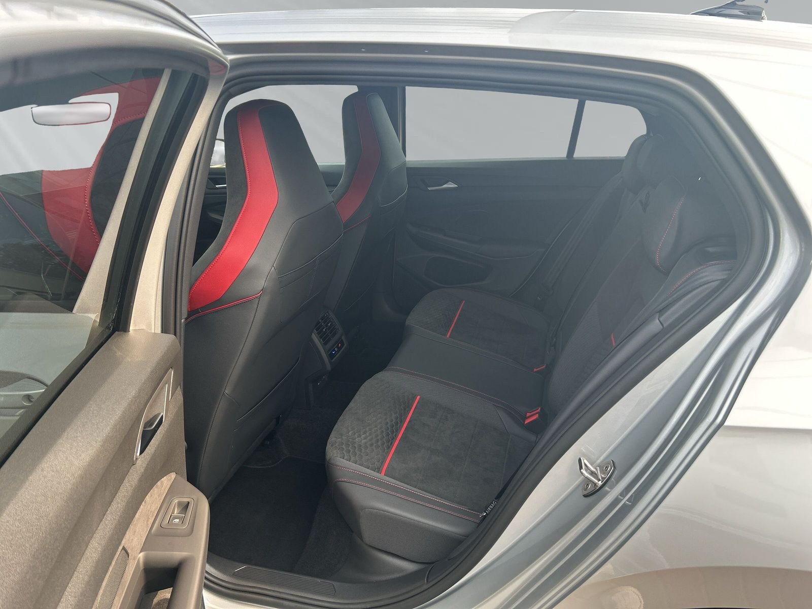 Golf GTI Clubsport 2.0 TSI DSG PDC+ RFK+LED+ACC+