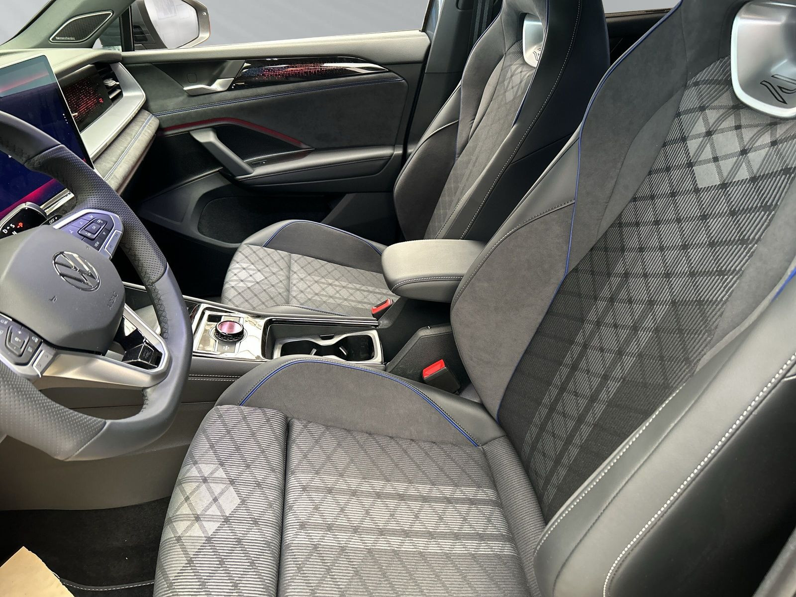 Tayron R-Line 2.0 TDI 4MOTION (193 PS) DSG+LED++