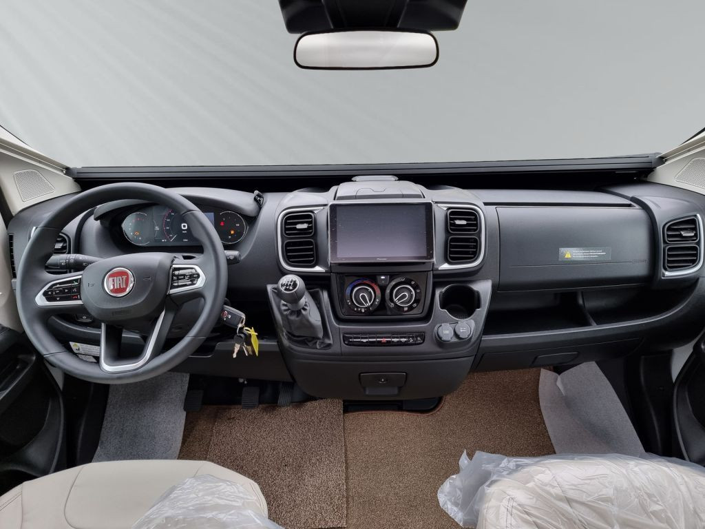 Emotion T 600 ! Alles drin bei 5,99m! PDC+Kamera