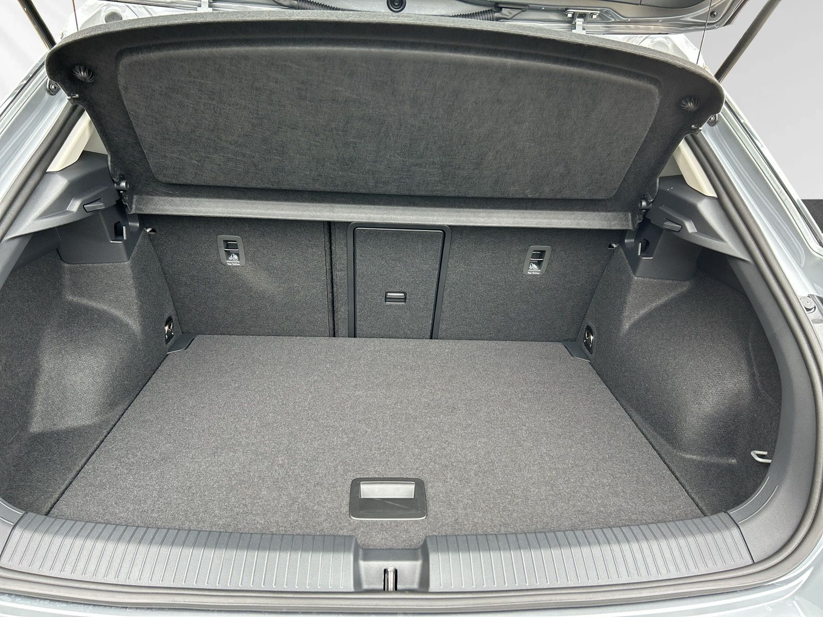 T-Roc Style 1.5 TSI 110 kW (150 PS ) DSG+LED+PDC