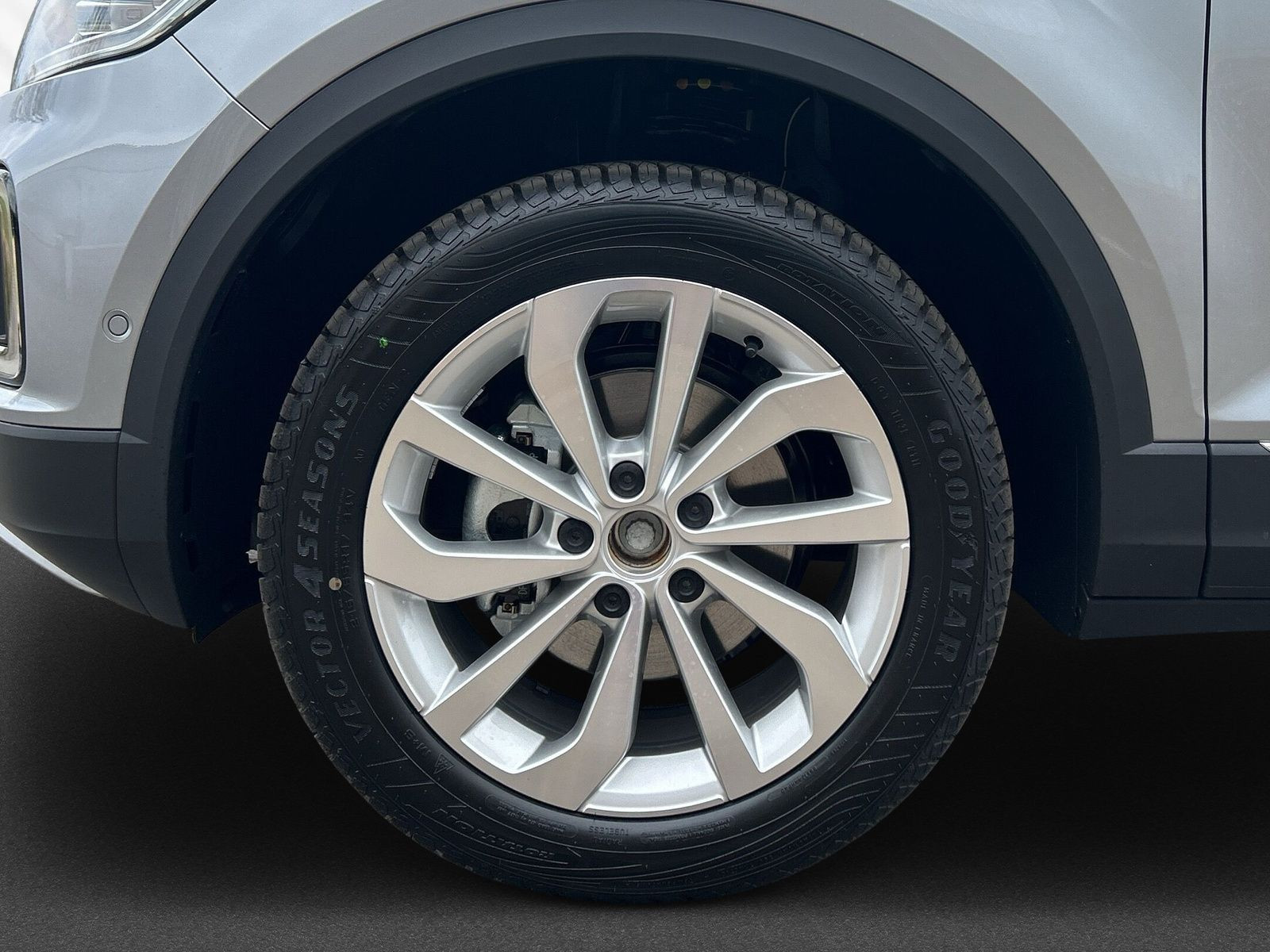 T-Roc Style 1.5 TSI 110 kW (150 PS ) DSG+LED+PDC