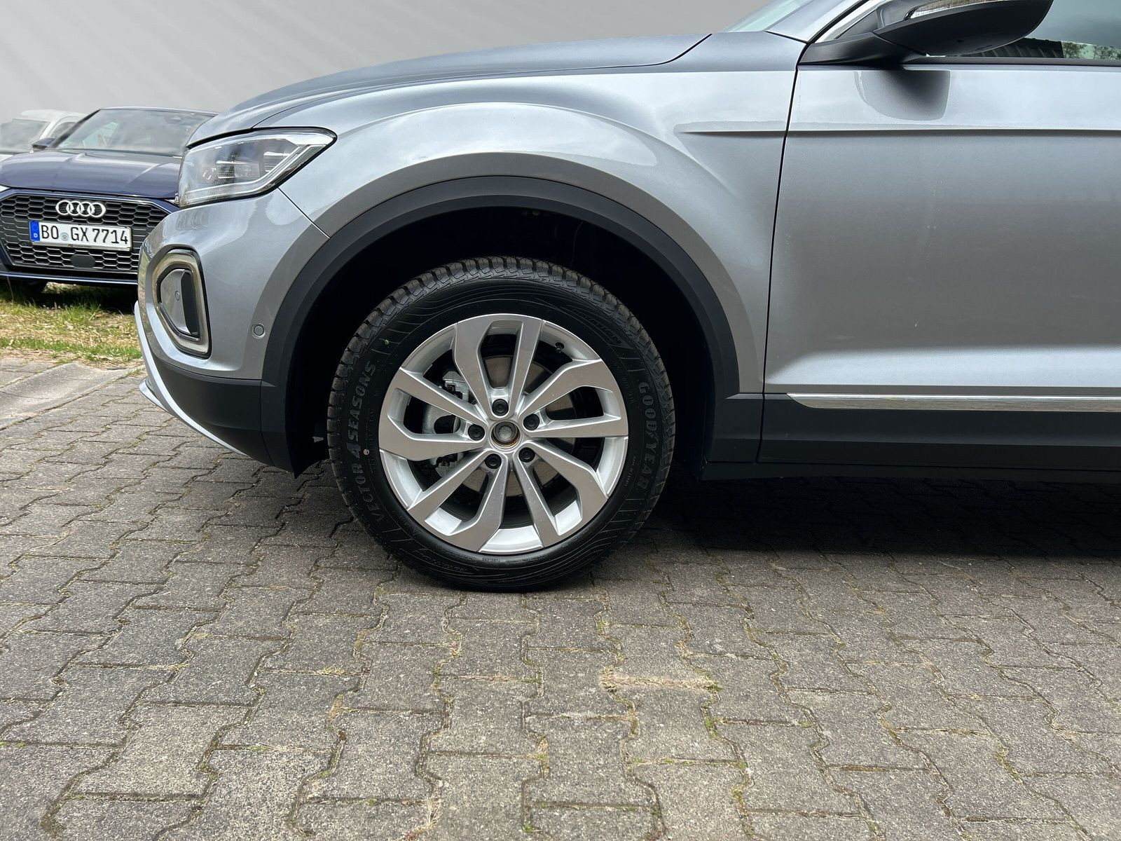 T-Roc Style 1.5 TSI 110 kW (150 PS ) DSG+LED+PDC