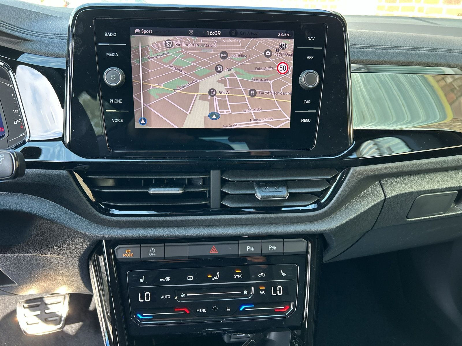 T-ROC R-Line 2.0TDI (150PS) DSG+LED+PDC+Klimaaut