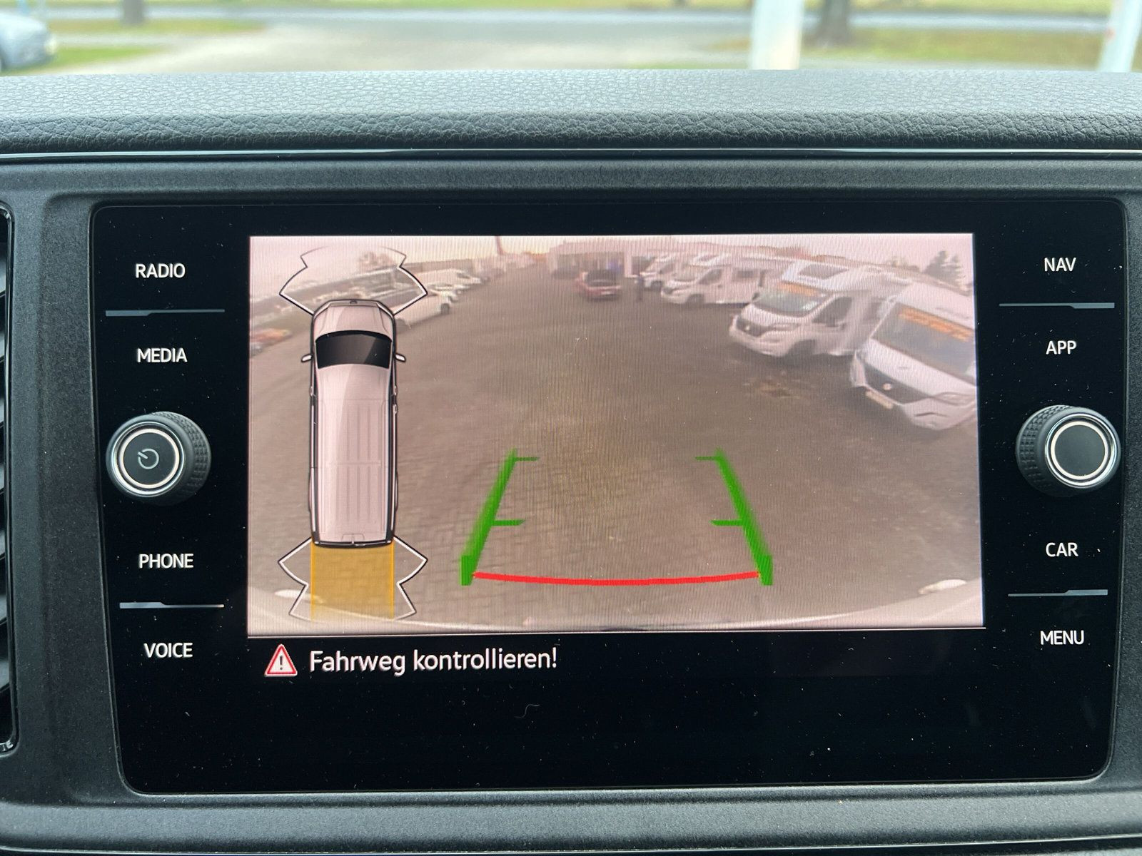 Crafter Kasten 2.0 TDI mittlerer Radstand Autom.