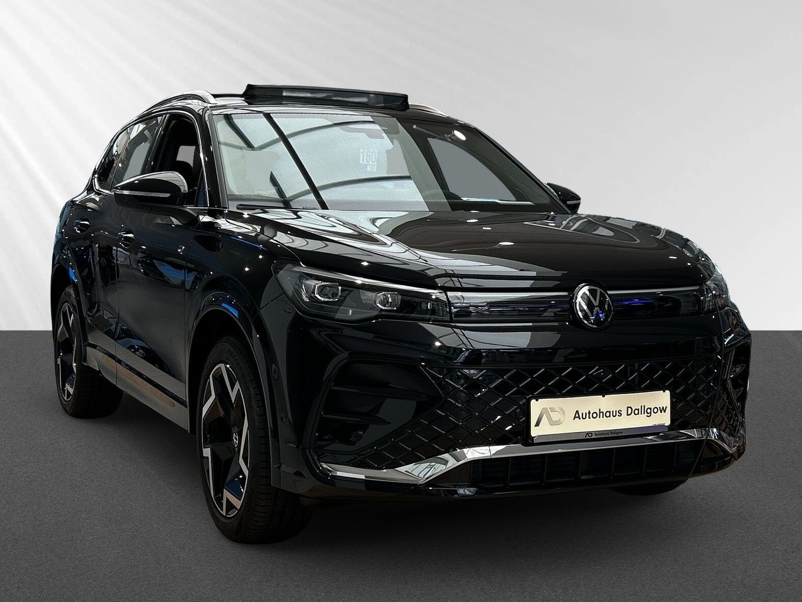 Tiguan R-Line 2,0 l TDI DSG 4MOTION+AHK+LED+ACC+