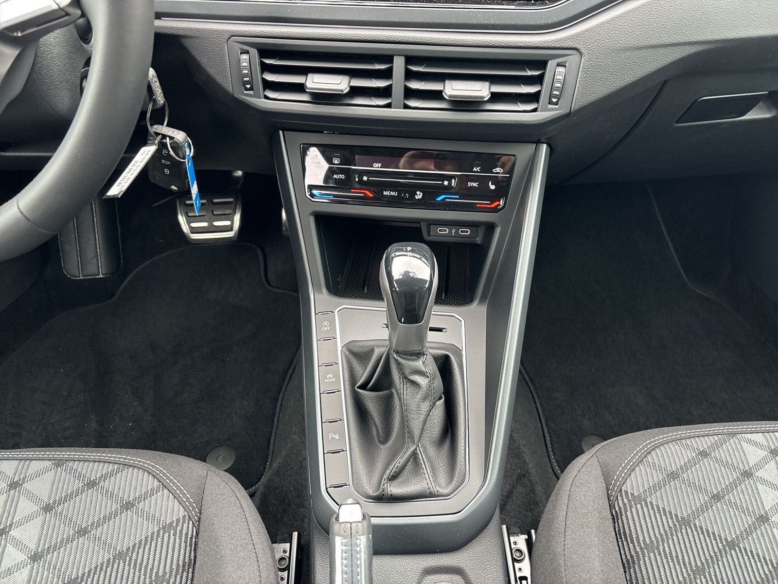 Polo R-Line 1,0 l TSI OPF 70 kW (95 PS) DSG+PDC+