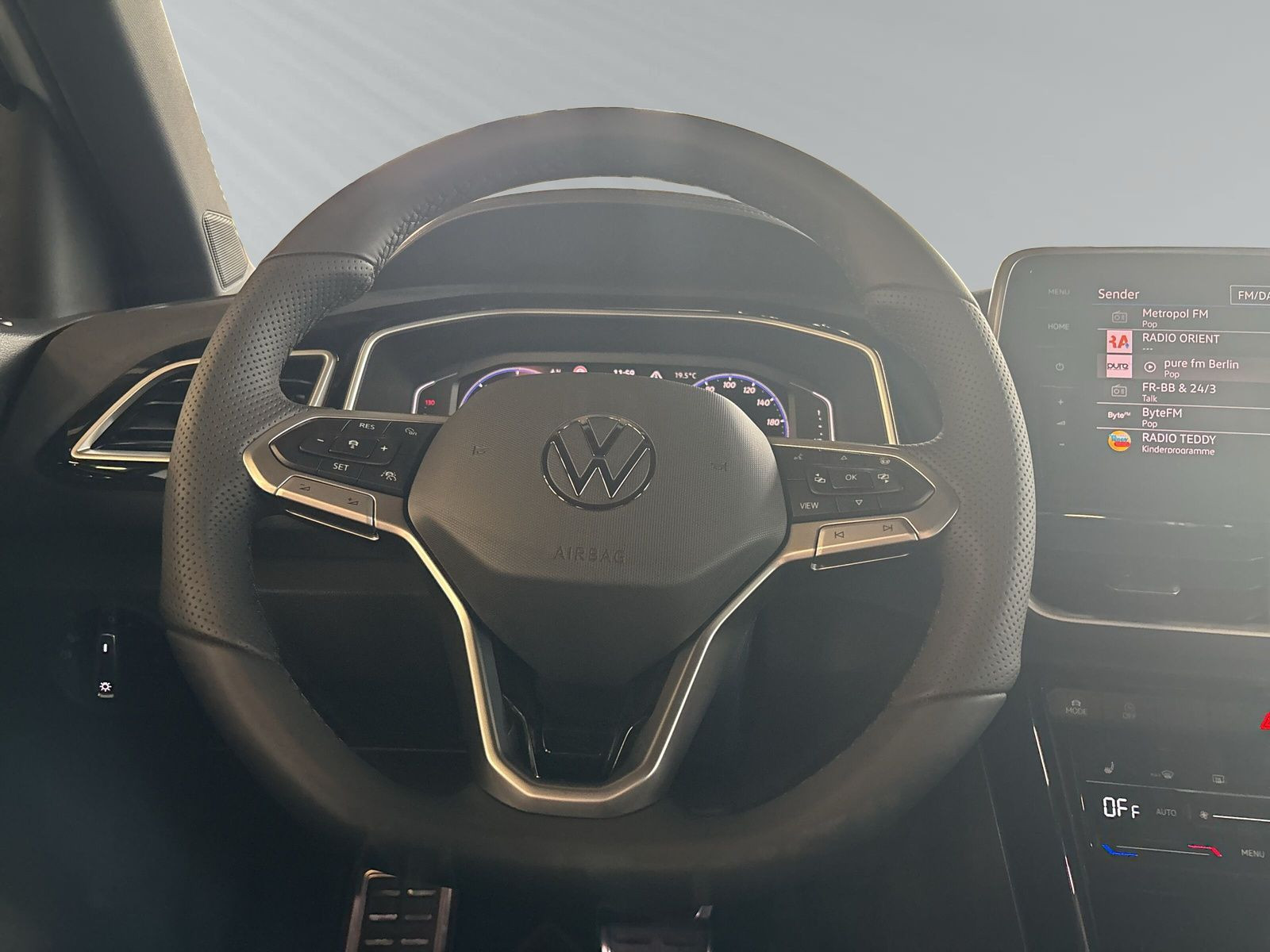 T-Roc R-Line 2.0 TDI 110 kW (150 PS) DSG+PDC+LED