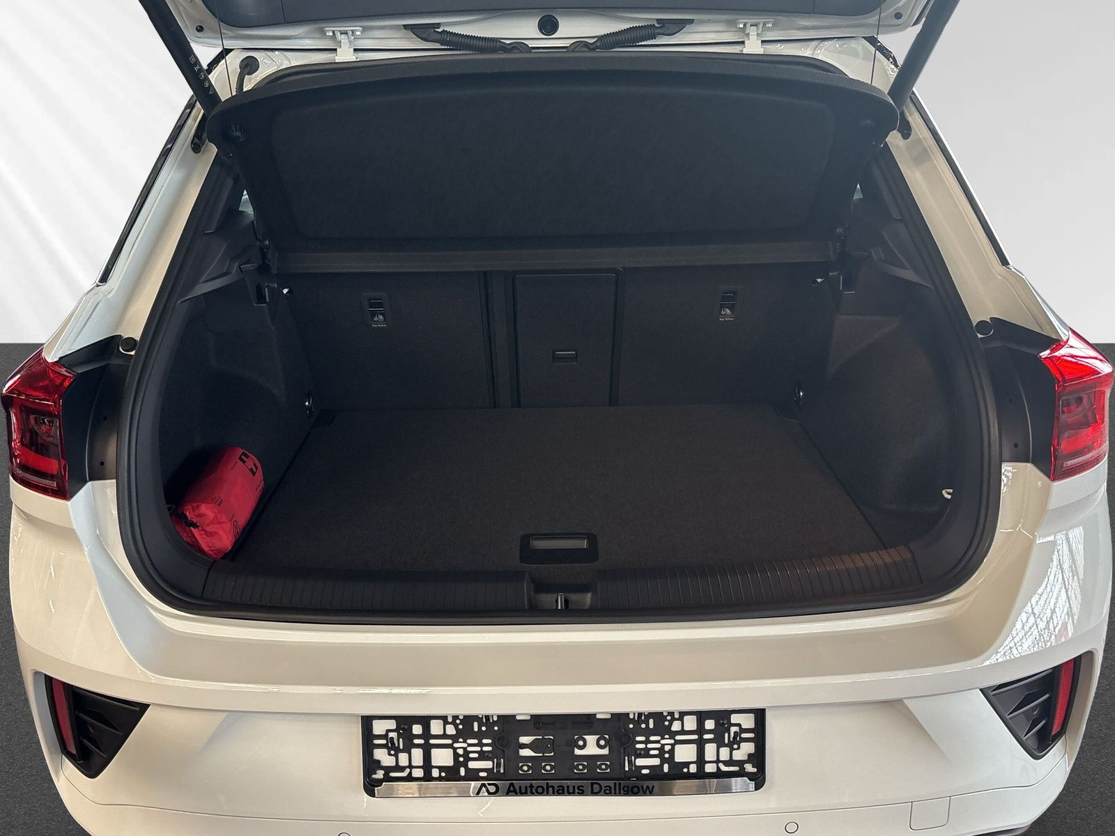 T-Roc R-Line 2.0 TDI 110 kW (150 PS) DSG+PDC+LED