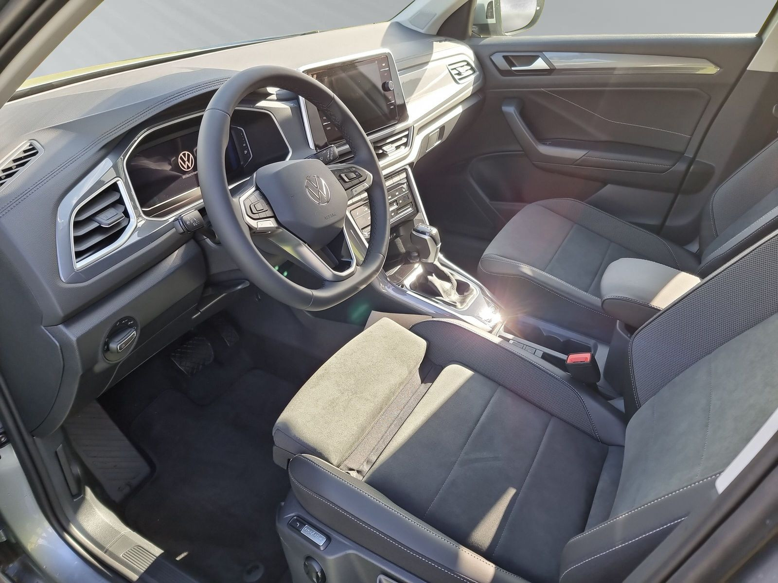 T-Roc Style 1.5 TSI 110 kW (150 PS ) DSG + PDC++