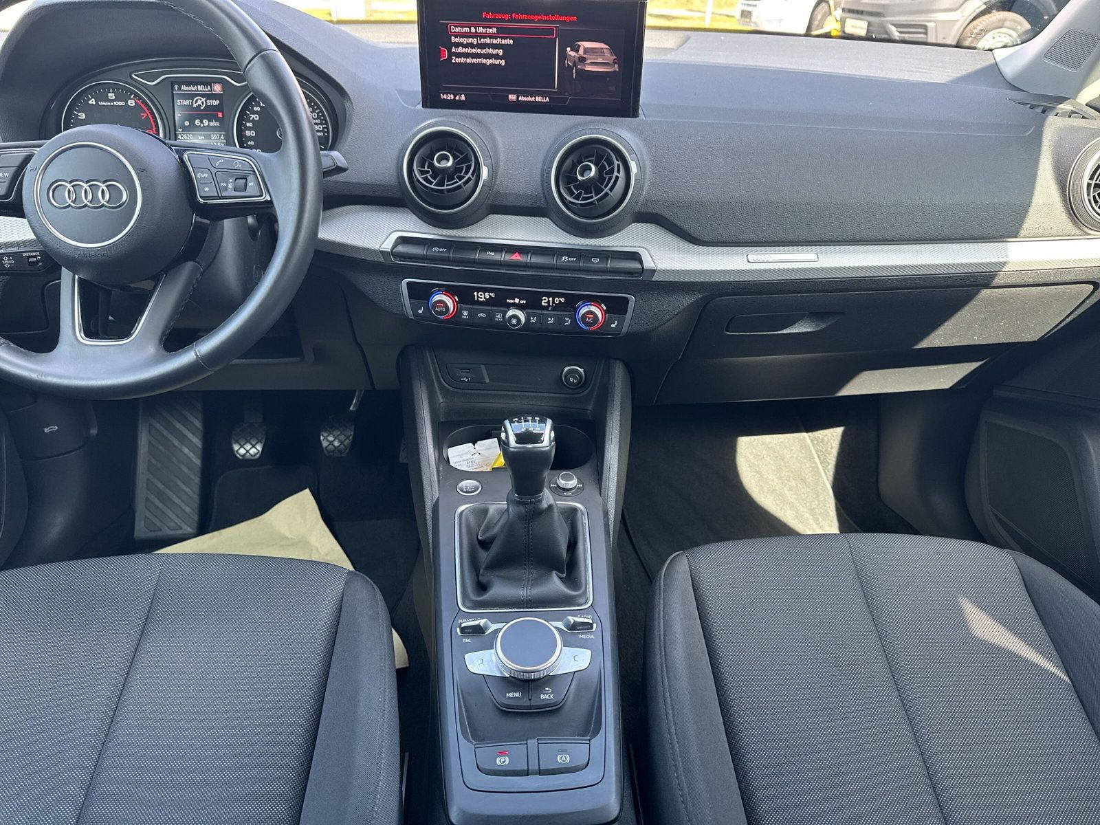 Q2 35 TFSI 110(150) kW(PS) Schaltg. PDC+LED+RFK+