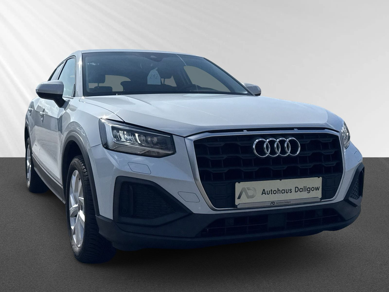 Q2 35 TFSI 110(150) kW(PS) Schaltg. PDC+LED+RFK+