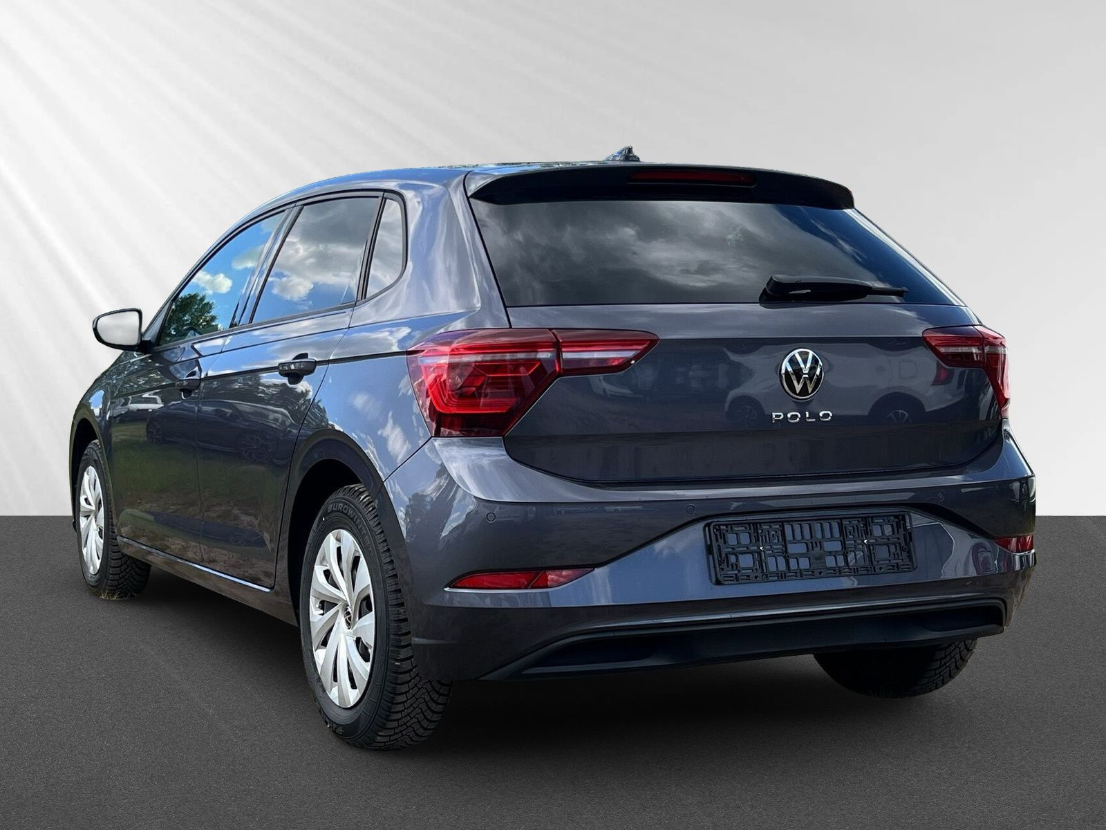 Polo Style 116 PS Alarm+Navi+RearView+Keyl.+WiRä