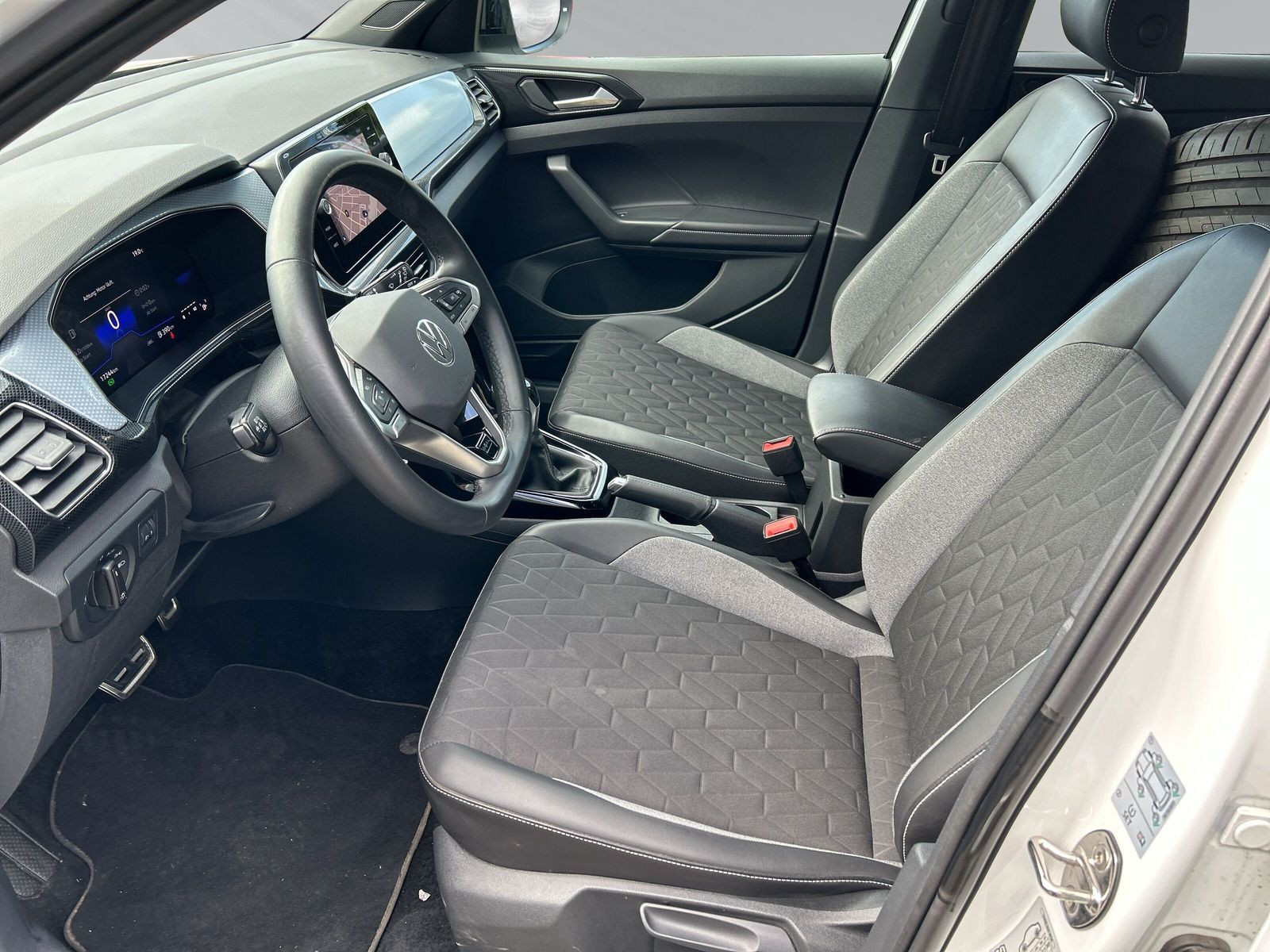 T-Cross Life 1.5 l TSI ACT OPF 150 PS DSG + PDC+