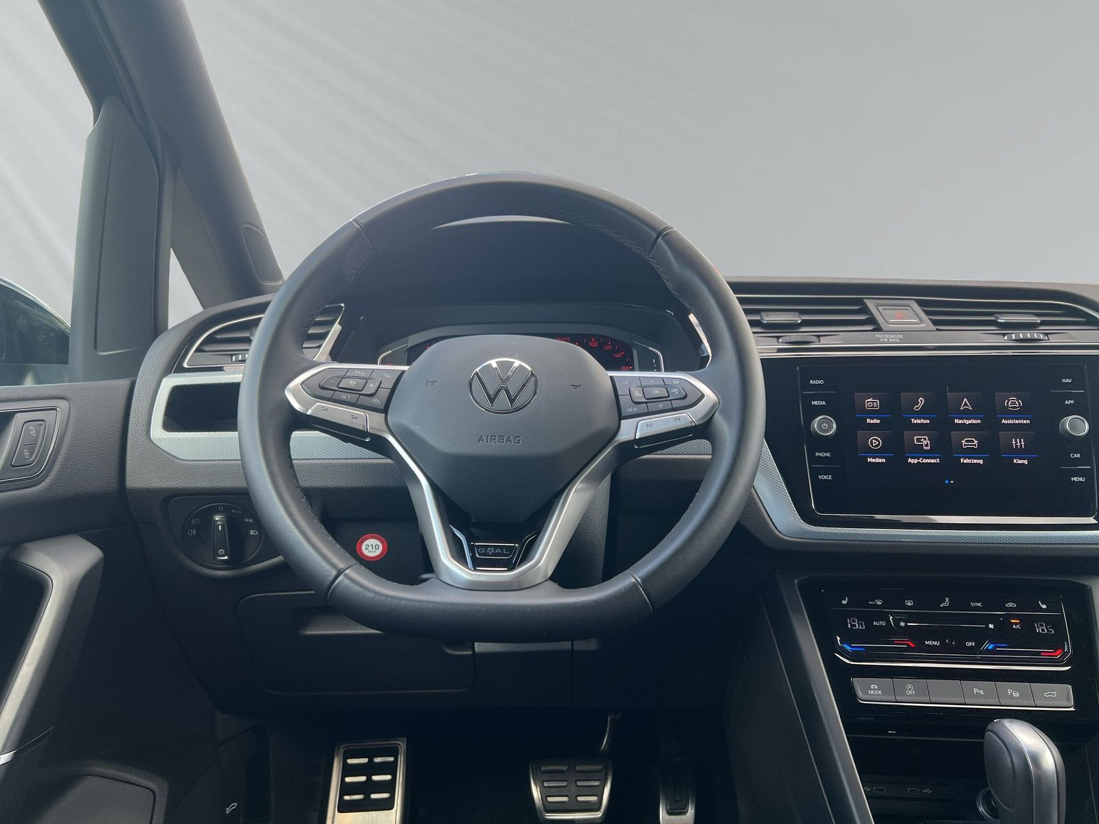 Touran Comfortline Goal 1,5l TSi150PS*DSG+Nav+RFK