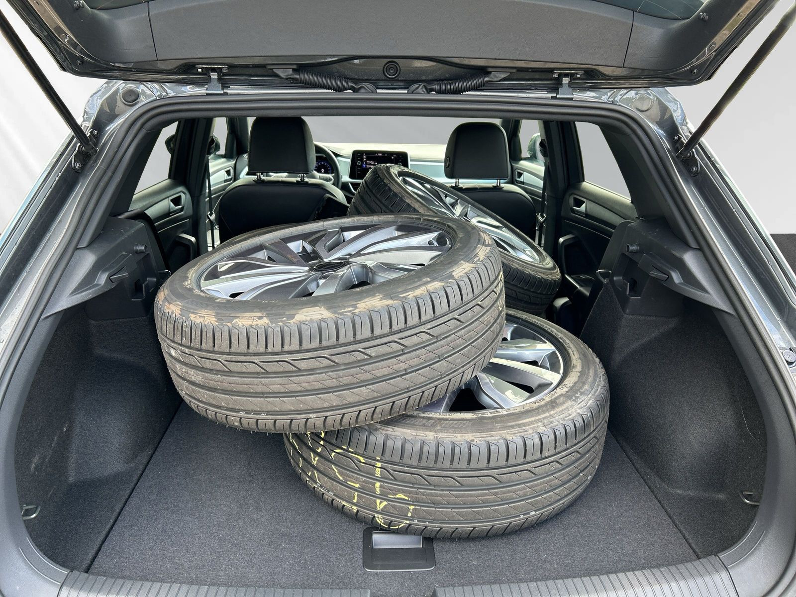 T-Roc GOAL 1.5 l TSI 150 PS*DSG LED+PDC+Navi+RFK+LED+WiRä