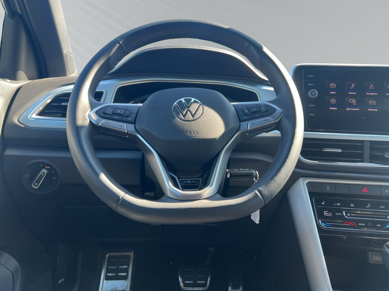 T-Roc GOAL 1.5 l TSI 150 PS*DSG LED+PDC+Navi+RFK