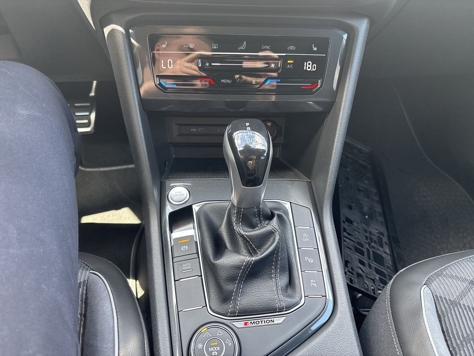 Tiguan R-Line 2,0 TSI 4MOTION 245PS DSG+LED+PDC+