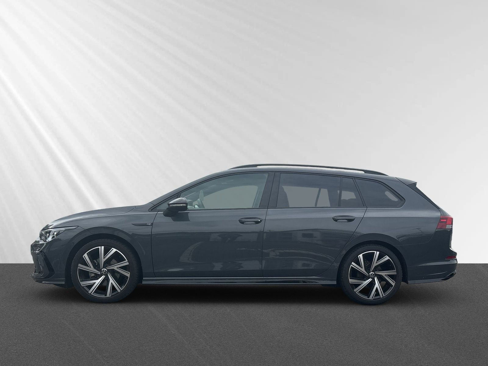 Golf Variant R-Line 1.5 l eTSI 130PS DSG+LED+PDC