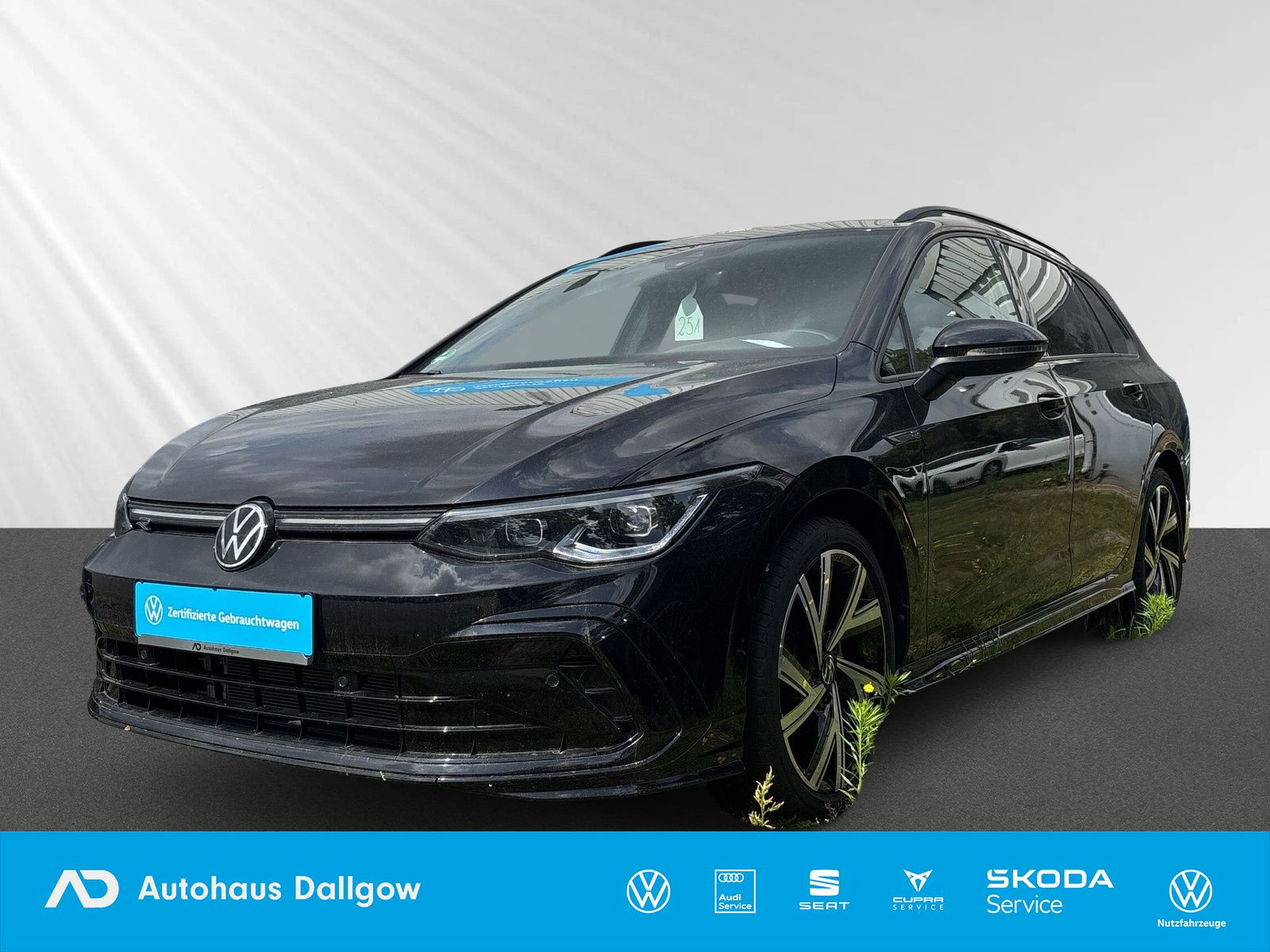 Golf Variant R-Line 1,5 l eTSI 130PS+DSG+LED+PDC