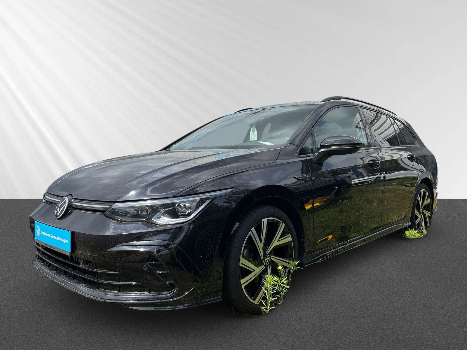 Golf Variant R-Line 1,5 l eTSI 130PS+DSG+LED+PDC