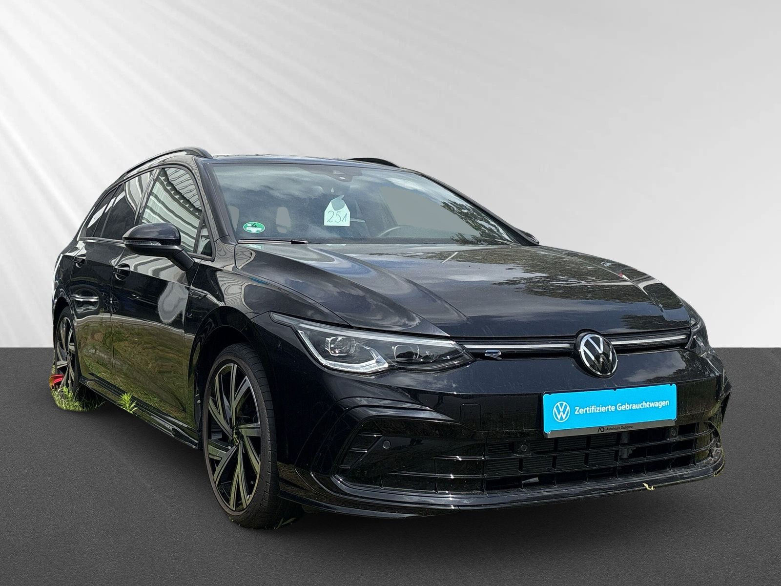 Golf Variant R-Line 1,5 l eTSI 130PS+DSG+LED+PDC