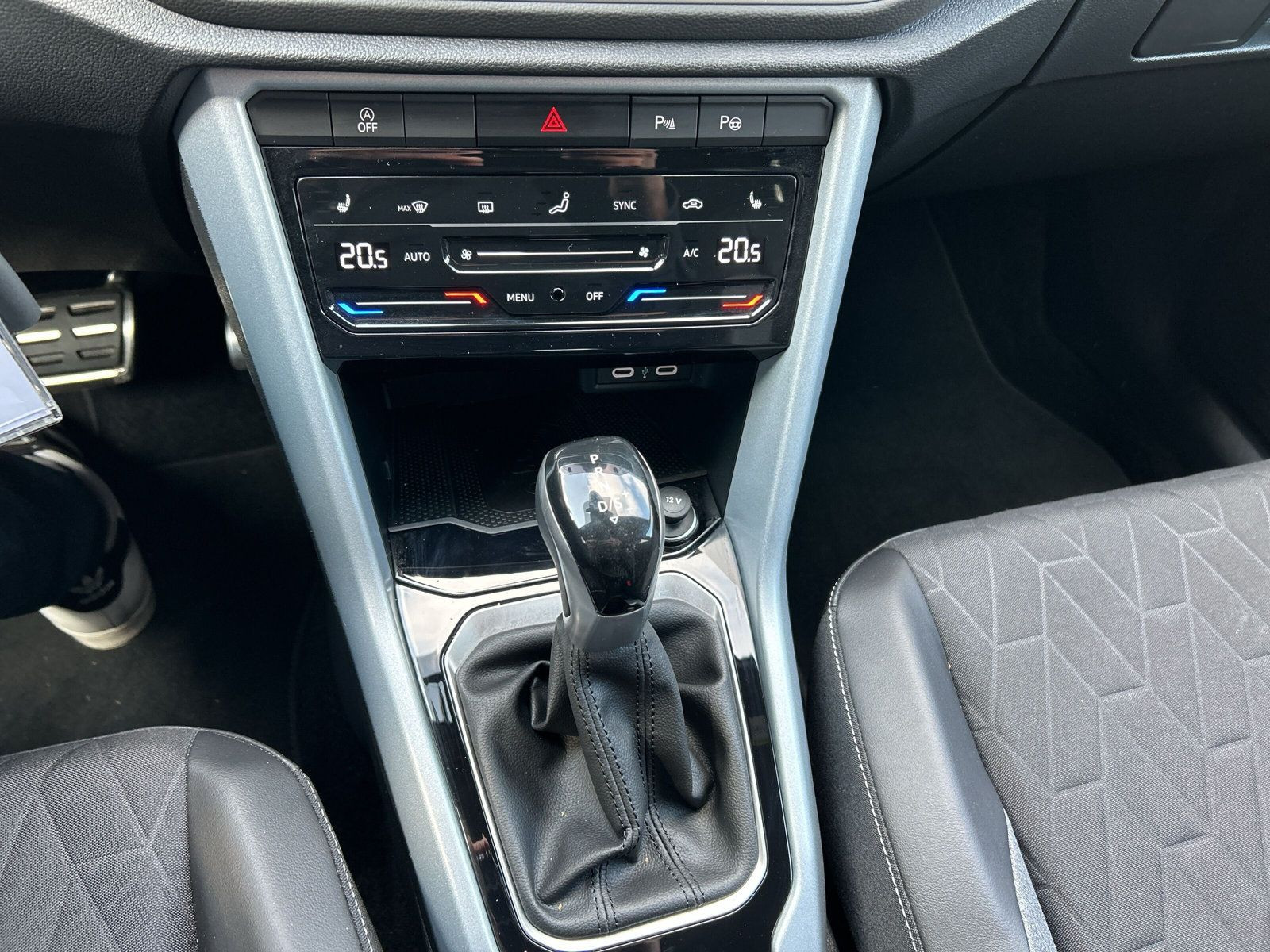 T-Roc GOAL 1.5 l TSI 150 PS*DSG LED+PDC+Navi+RFK