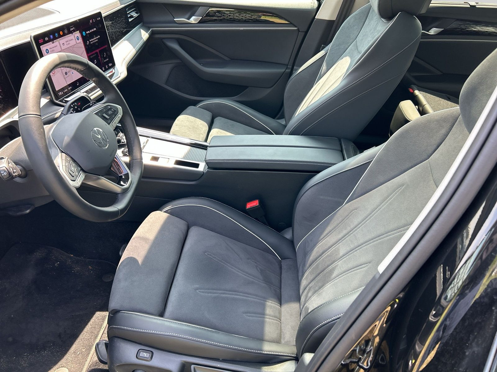 Passat Elegance 2,0 TDi 150PS*NEUES MODELL
