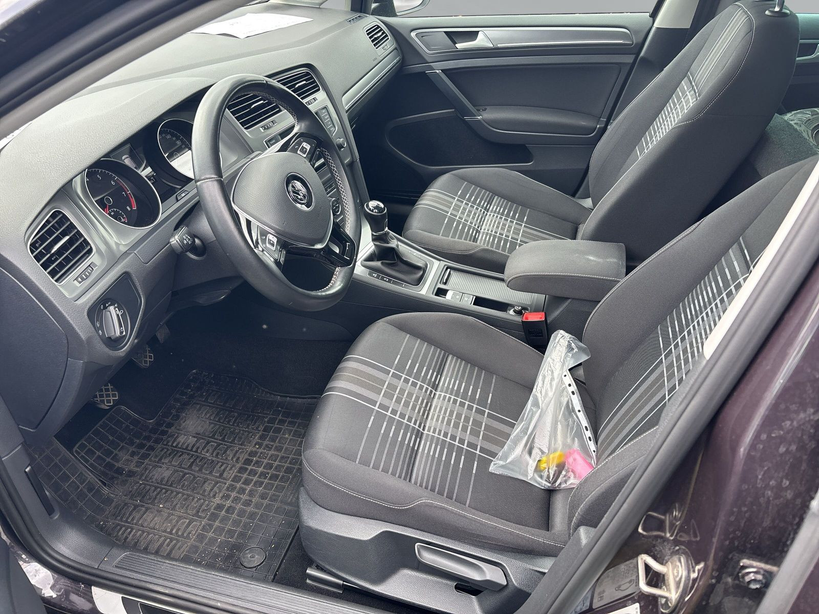 Golf VII Lounge 1.4 l TSI PDC+Klimaaut.+Tempom.+