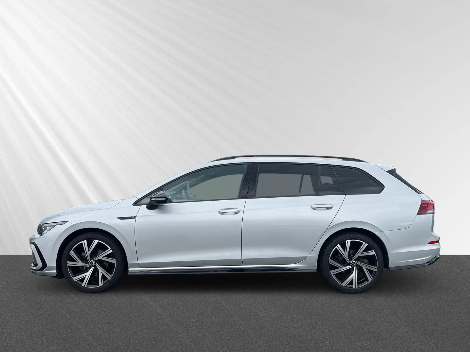 Golf Variant R-Line 1,5 l eTSI OPF 96 kW (130 PS) 7-Gang-Doppelkupplungsgetriebe DSG