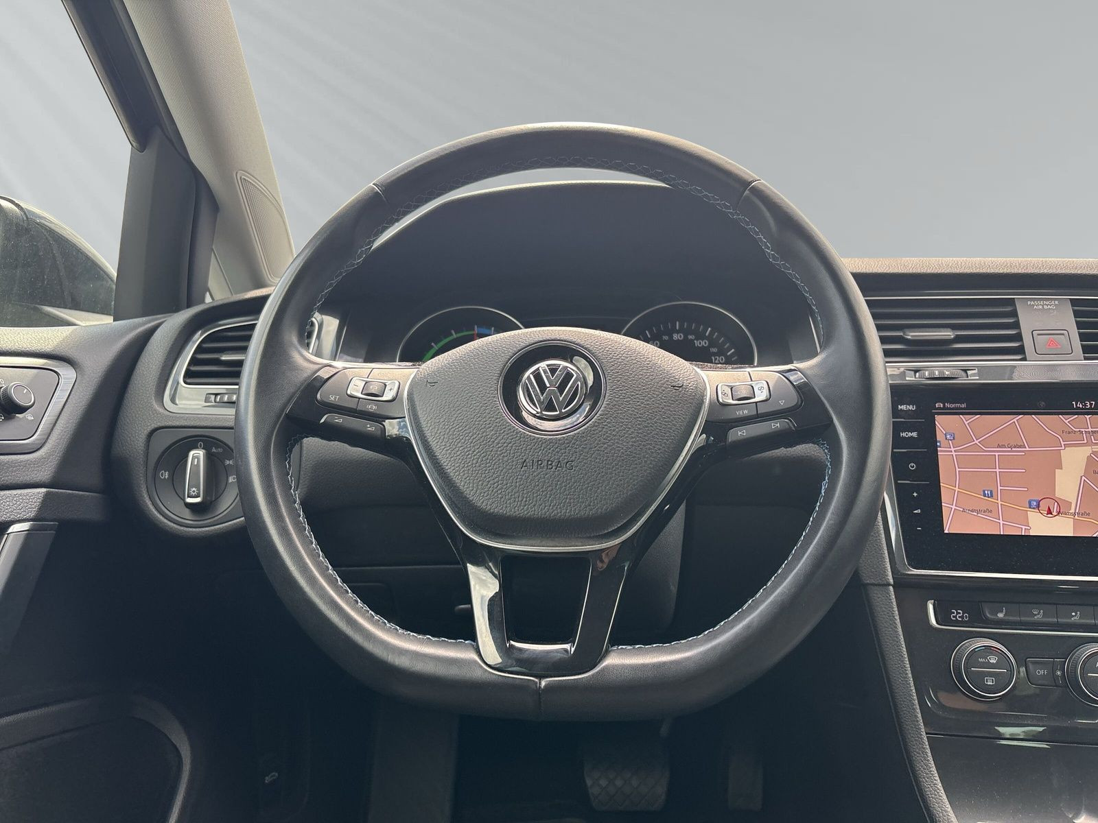 e-Golf 100 kW (136 PS) 1-Gang-Automatik