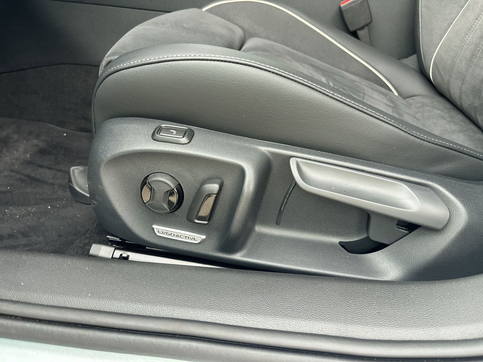 Passat 1.5 eTSI Business