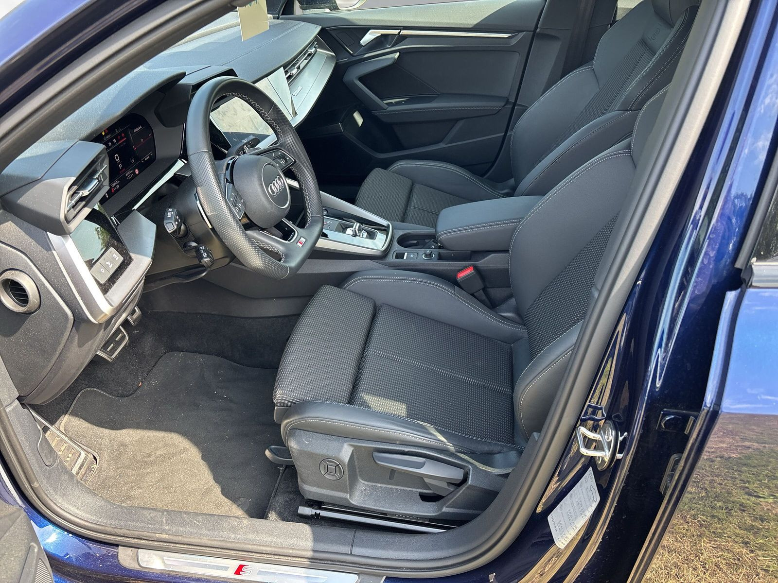 S3 Limousine TFSI 228(310) kW(PS) S tronic