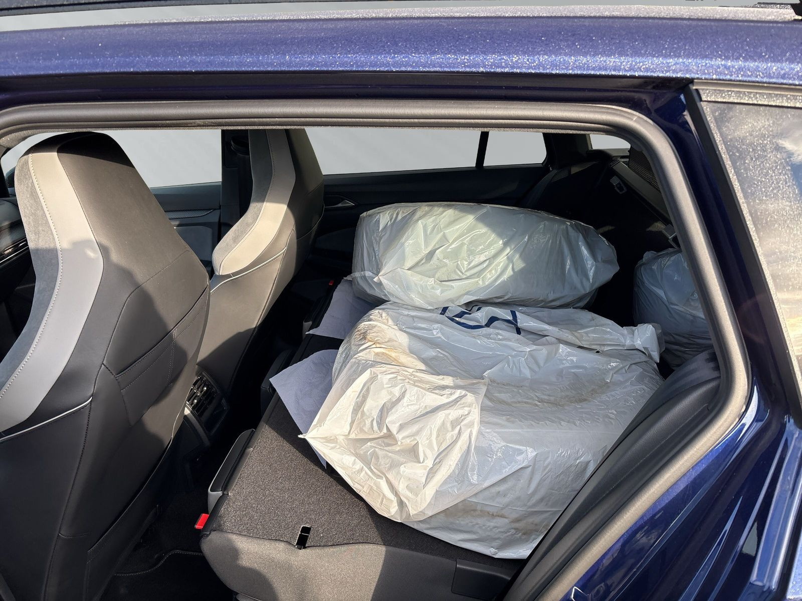 Golf Variant R-Line 1,5 l eTSI OPF 96 kW (130 PS) 7-Gang-Doppelkupplungsgetriebe DSG