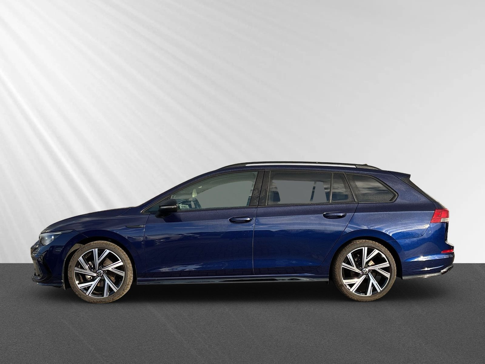Golf Variant R-Line 1,5 l eTSI OPF 96 kW (130 PS) 7-Gang-Doppelkupplungsgetriebe DSG
