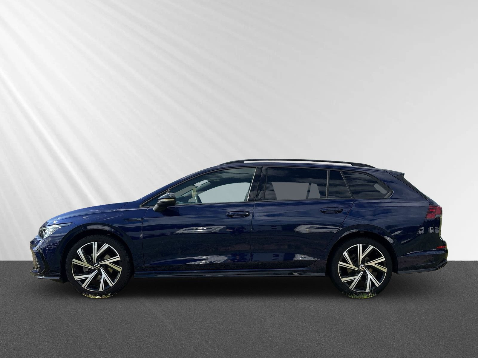 Golf Variant R-Line 1,5 l eTSI OPF 96 kW (130 PS) 7-Gang-Doppelkupplungsgetriebe DSG