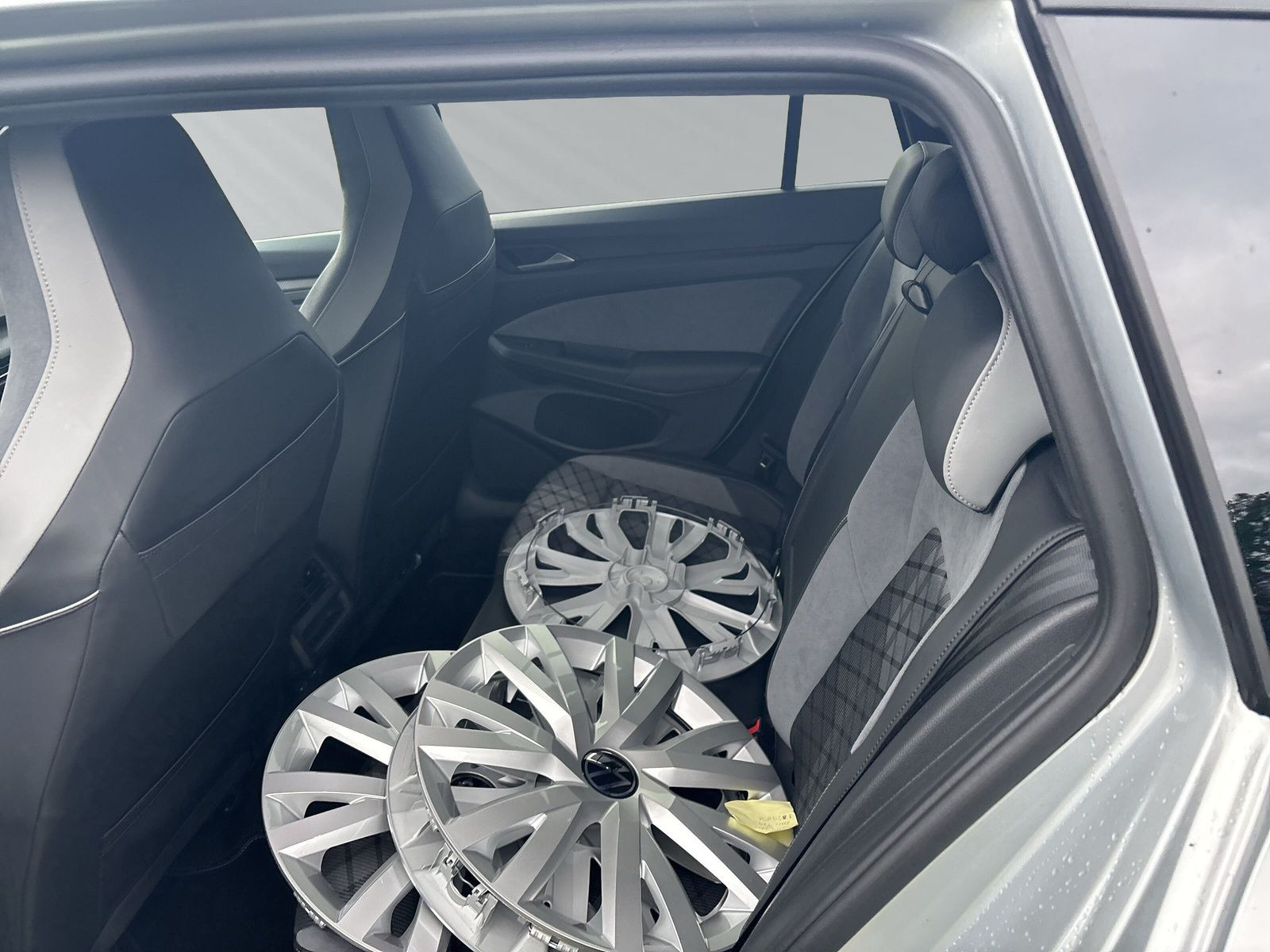 Golf Variant R-Line