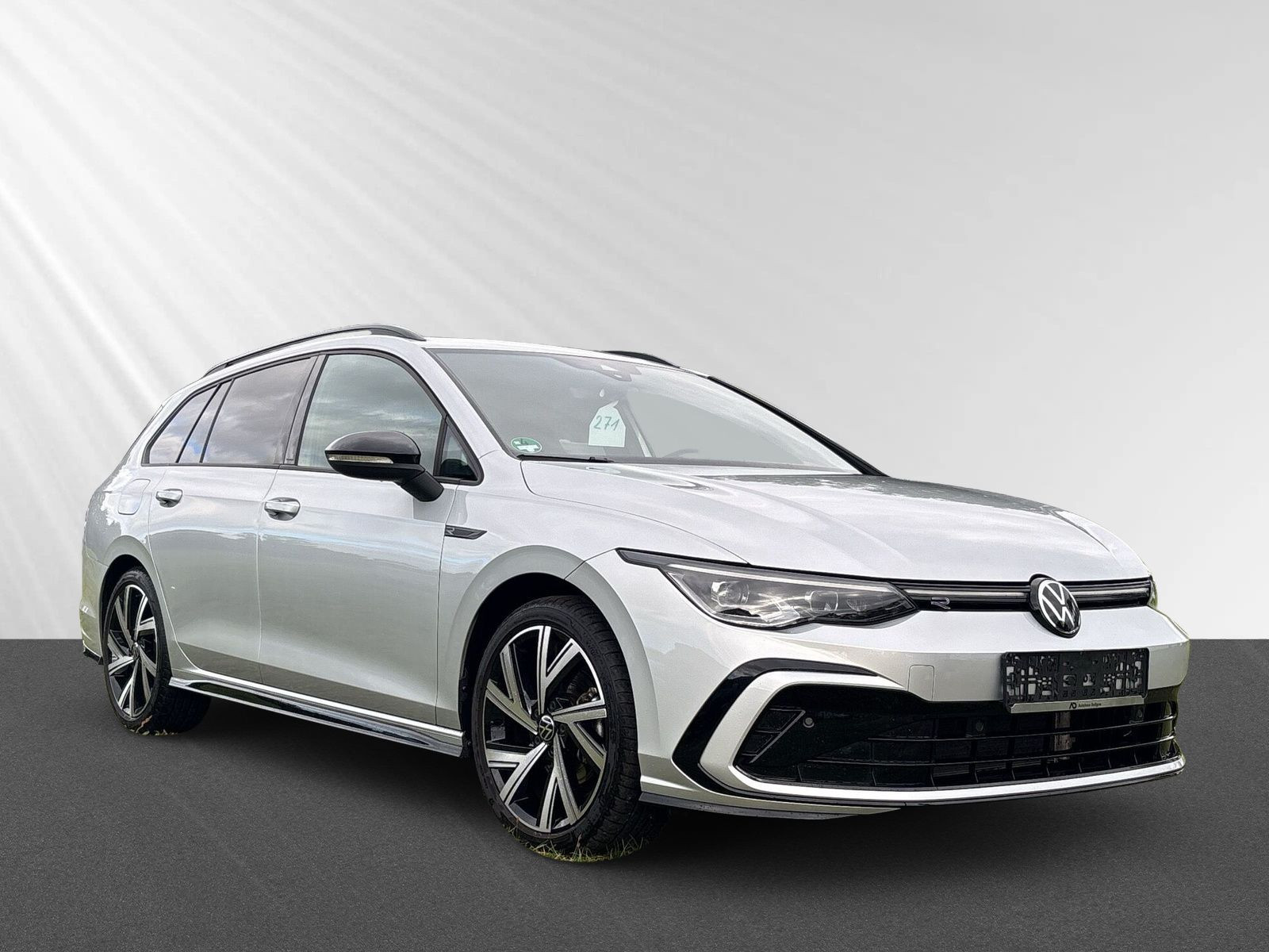 Golf Variant R-Line