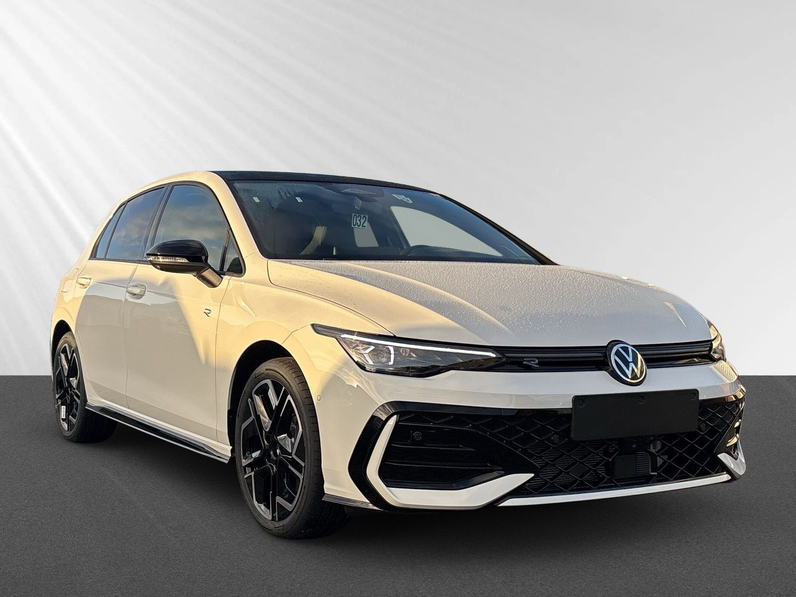 Golf R-Line 2,0 l TDI 110 kW 7-G DSG UVP:56.020¤